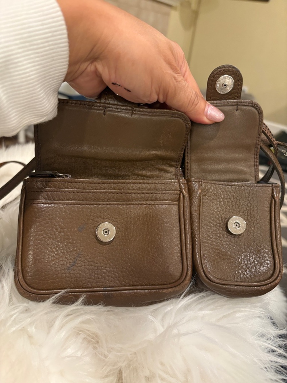 Brighton Brown Leather Crossbody Bag with Croc-Trim Accent - Picture 15 of 16